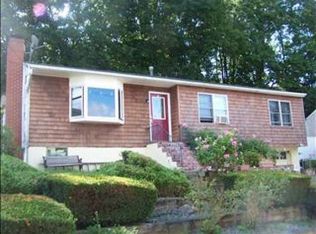 16 Heaney Dr, Beacon, NY