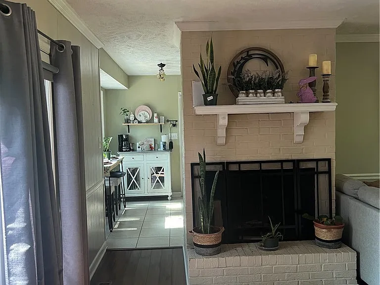 1526 Trevino Dr — Photo 21