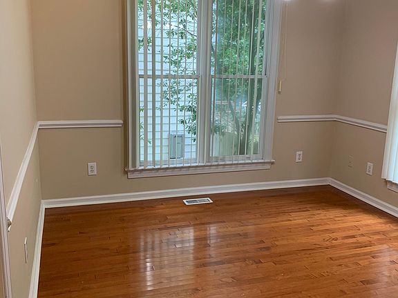 Dining room or office room