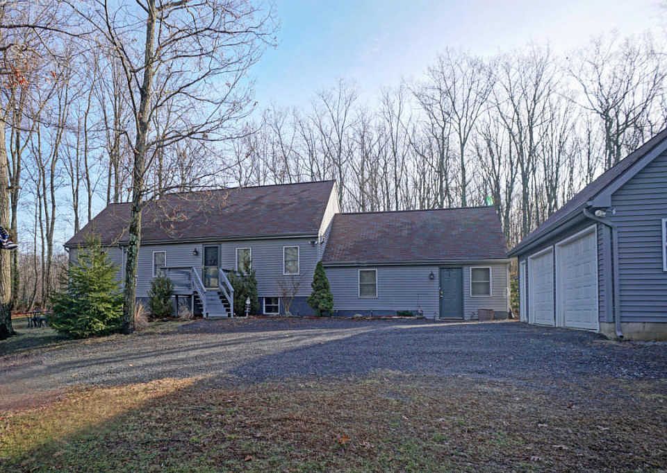 431 Shady Oaks Dr W, Saylorsburg, PA 18353 Zillow