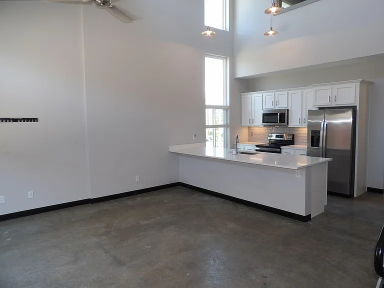 10907 Cole Thompson Ln — Photo 16