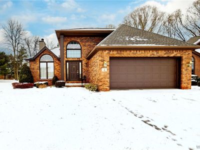 4 Ashby Ct, Williamsville, NY, 14221
