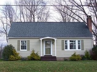 34 Knollwood Dr, East Longmeadow, MA 01028