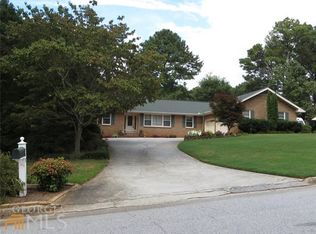 680 Sugar Creek Trl SE, Conyers, GA 30094
