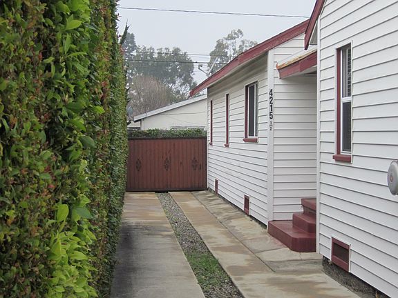 2nd image of 4215 1/2 Mildred Ave