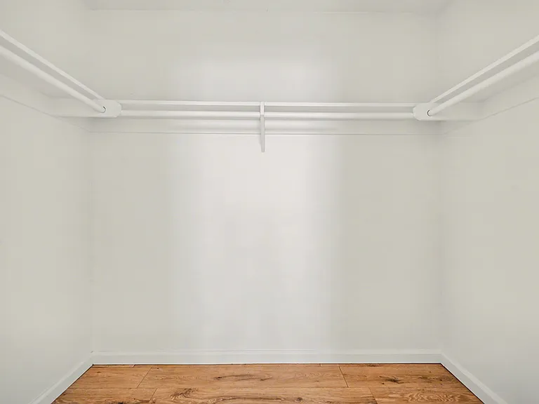 635 Emory St #9 — Photo 12