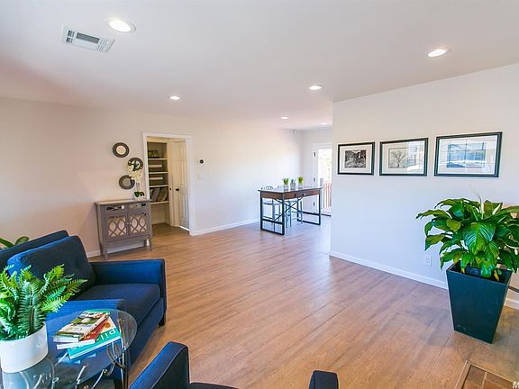 3rd image of 2385 Anita Ave