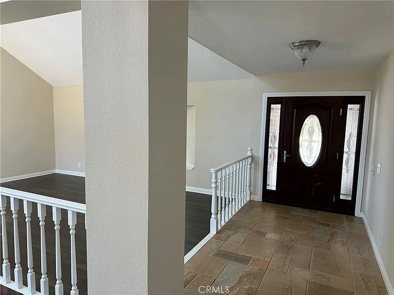1716 Orangewood Ave — Photo 3