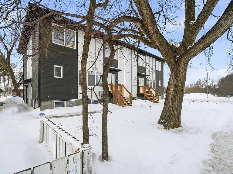 2 Villeneuve Blvd — Photo 19