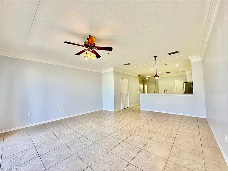 1164 Oxford Ln #29 — Photo 15