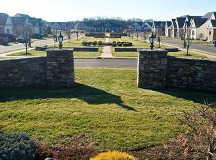 3 Windermere Village Rd, Ellington, CT 06029