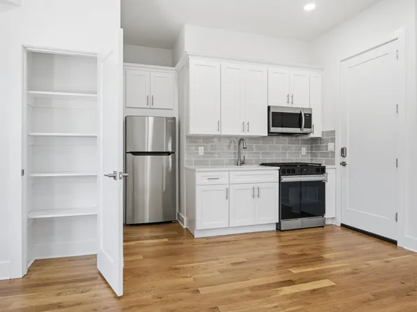 858 West Side Avenue image 3 of 11