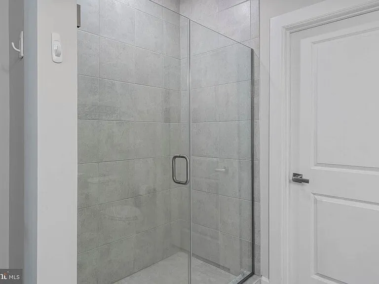 33776 Freeport Dr — Photo 25