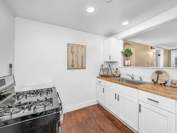 2nd image of 825 San Pascual St