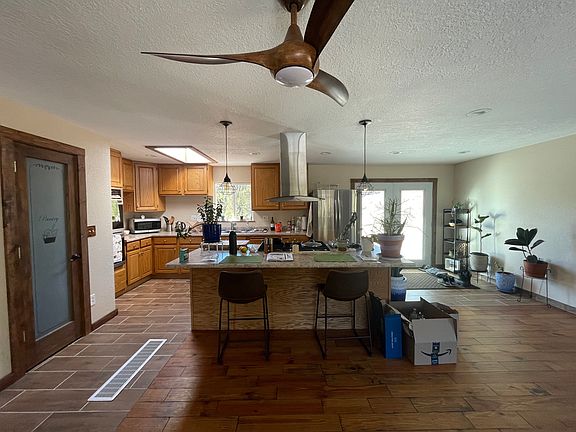 5th image of 11647 Crescent Park Dr