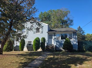 218 Schillaci Ln, South Plainfield, NJ 07080