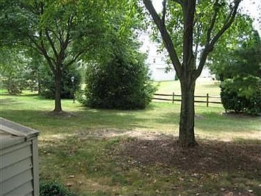 3rd image of 3160 Bay Landing Dr #34