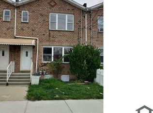 189 Beach 25 St, Far Rockaway, NY 11691