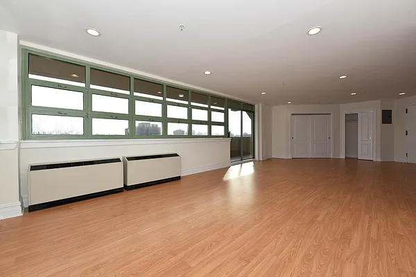 Rented by Spire Group | media 11