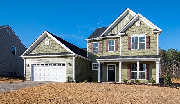 110 Rosewood Ln