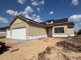 942 N Main St, Goddard, KS 67052