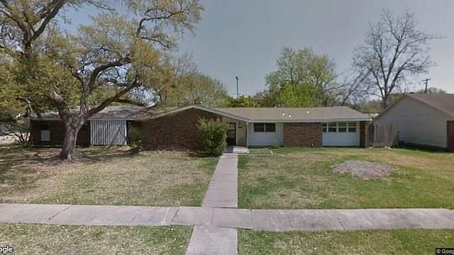 1st image of 2101 Locklaine Dr