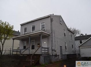 114 Seaman St, New Brunswick, NJ 08901