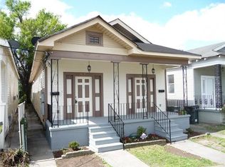 8620 Apricot St, New Orleans, LA 70118