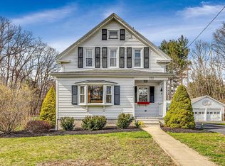 232 Pleasant St, Franklin, MA 02038