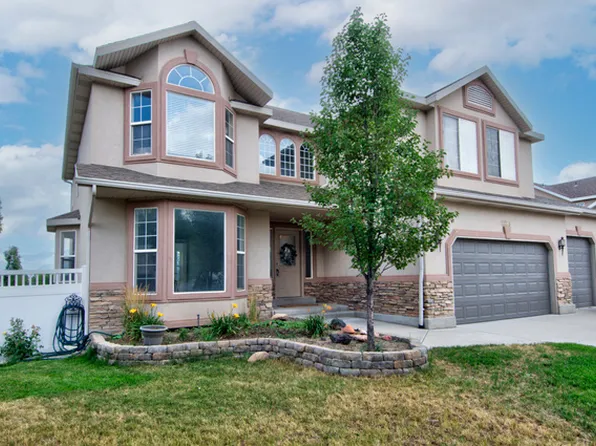 10285 S Sage Springs Cir, South Jordan, UT 84009