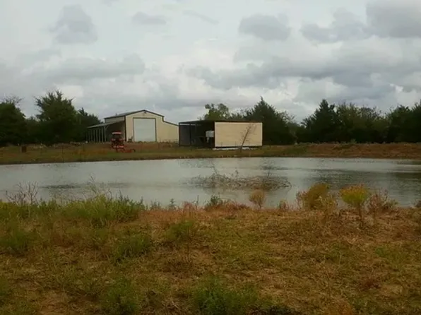 3851 County Road 4106, Greenville, TX 75401