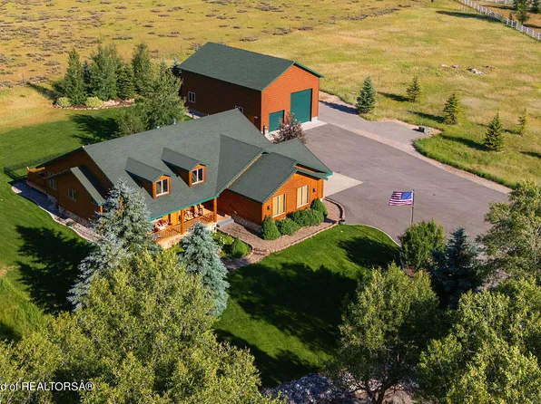 106 Yellowstone Dr, Thayne, WY 83127