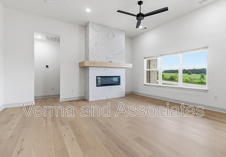 920 Trestle Ln — Photo 21
