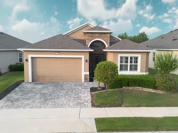 2435 Pawtucket Pass, Mount Dora, FL 32757