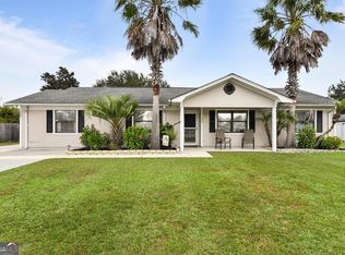 332 Hillside Cir, Kingsland, GA 31548