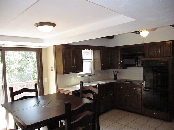 2nd image of 9229 Grandview Dr