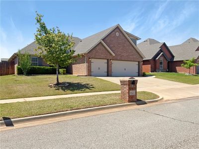 1121 Lindsey Ln, Moore, OK, 73160