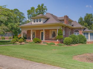 600 W Broad St, Decherd, TN 37324