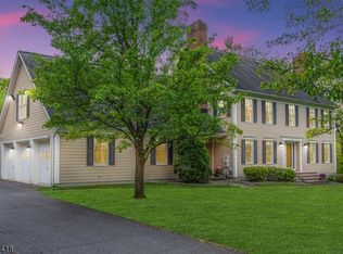 3 Mowder Rd, Road, NJ 07882