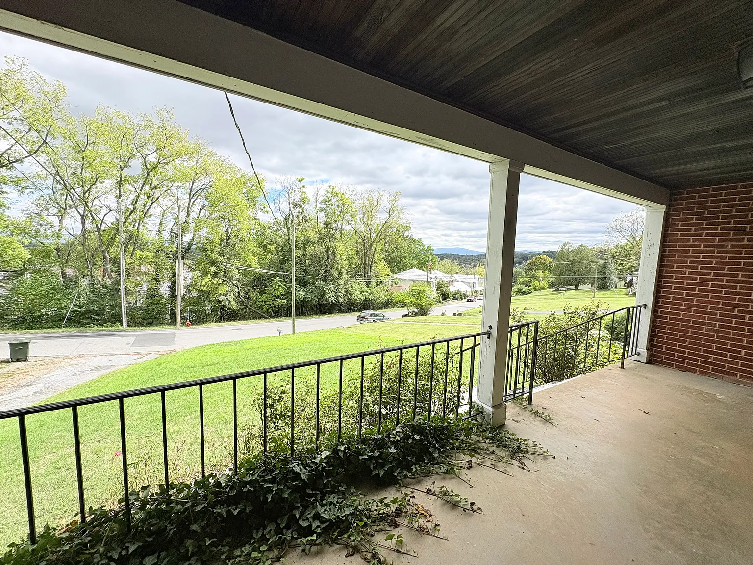 4 bed, 1500 sqft, $1,895 — Photo 4