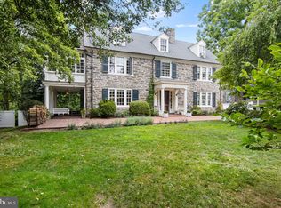 117 Carpenter Ln, Philadelphia, PA 19119