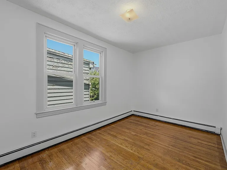 18 John St #2 — Photo 9