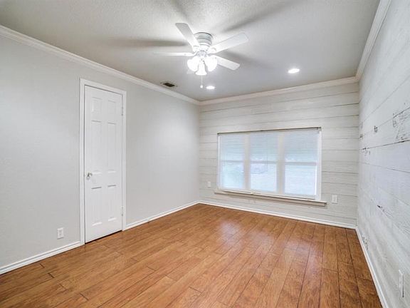 5th image of 4013 Anita Ave