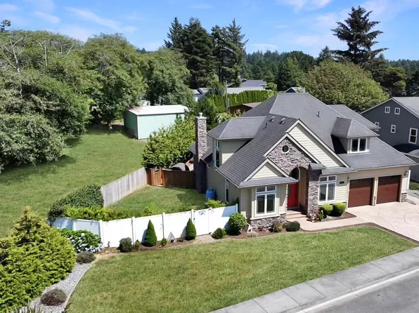 17199 S Passley Rd, Brookings, OR 97415