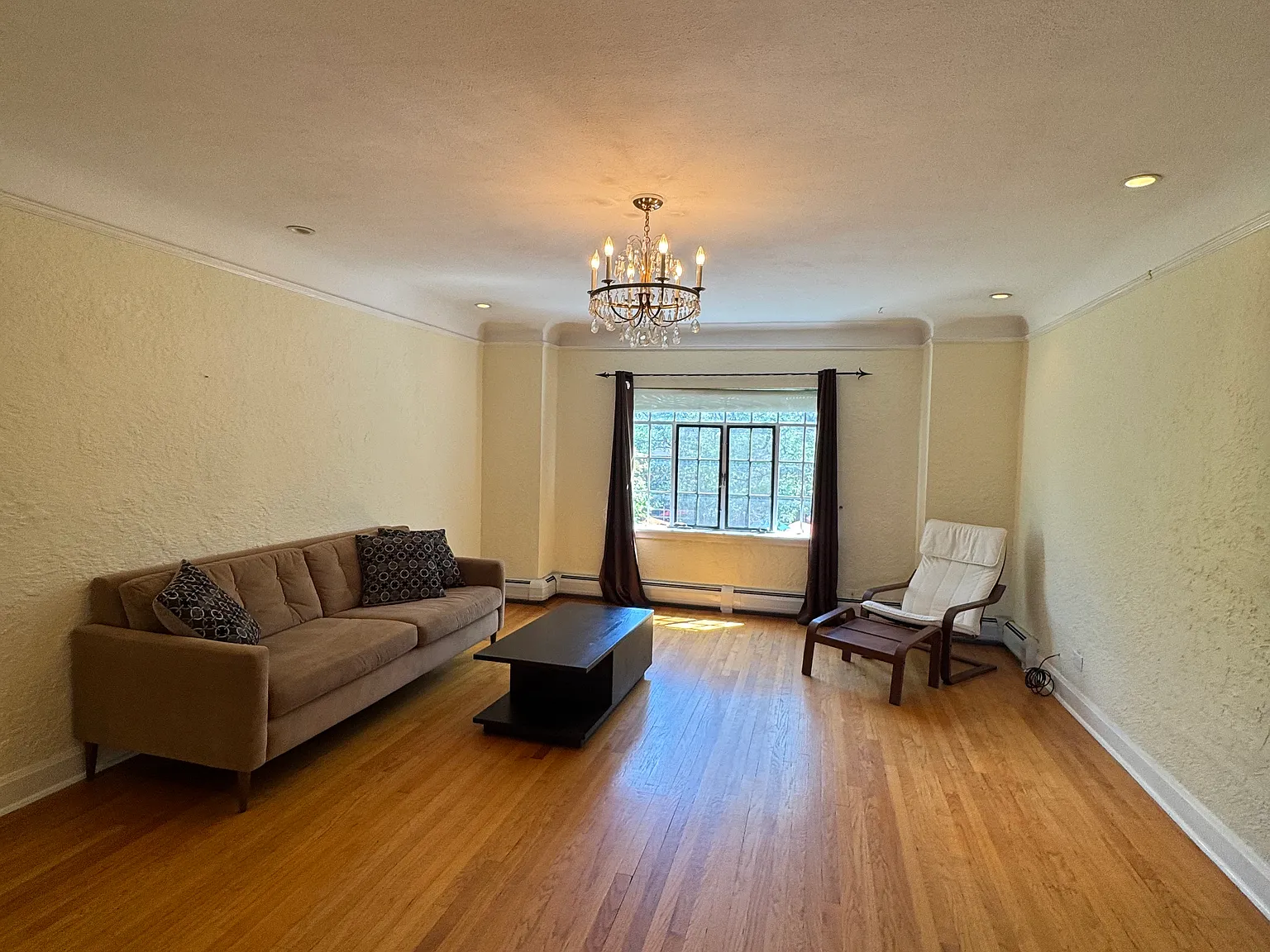 2 bed, 1118 sqft, $2,300 — Photo 4