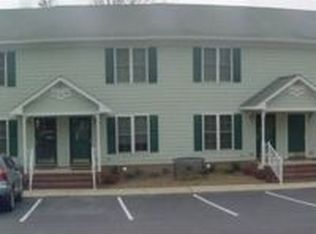 829 Capitol Pear Ln, Fayetteville, NC 28301