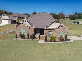 19 Winterberry Dr, Greenbrier, AR 72058