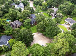 1 Fairmont Ct, Conroe, TX 77304