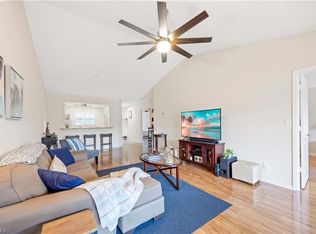 733 Landover Ct APT 203, Naples, FL 34104