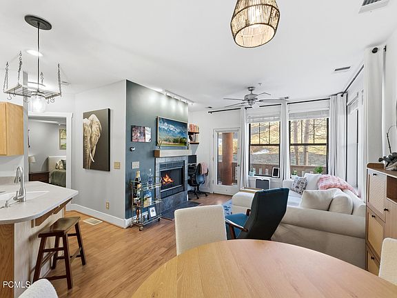 3rd image of 8350 Pointe Rd #I-13